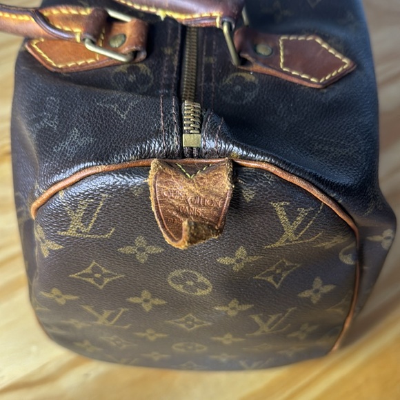 Authentic Vintage LOUIS VUITTON SPEEDY 25 Brown Monogramam Handbag Duffle - Picture 7 of 10